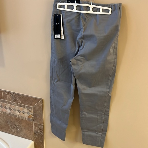 Liverpool Linette Skinny Capri - Size 6/28 - Sharkskin - Picture 2 of 3